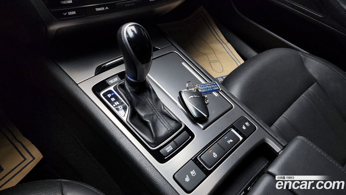 Hyundai Genesis 2014