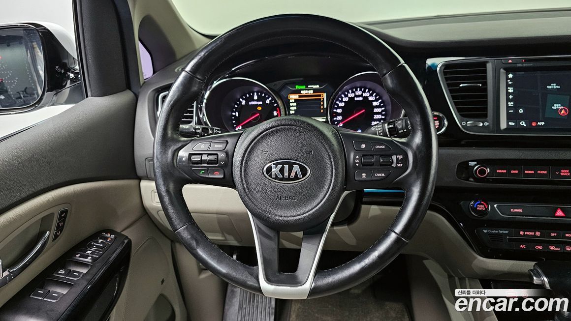 Kia Canival 2017