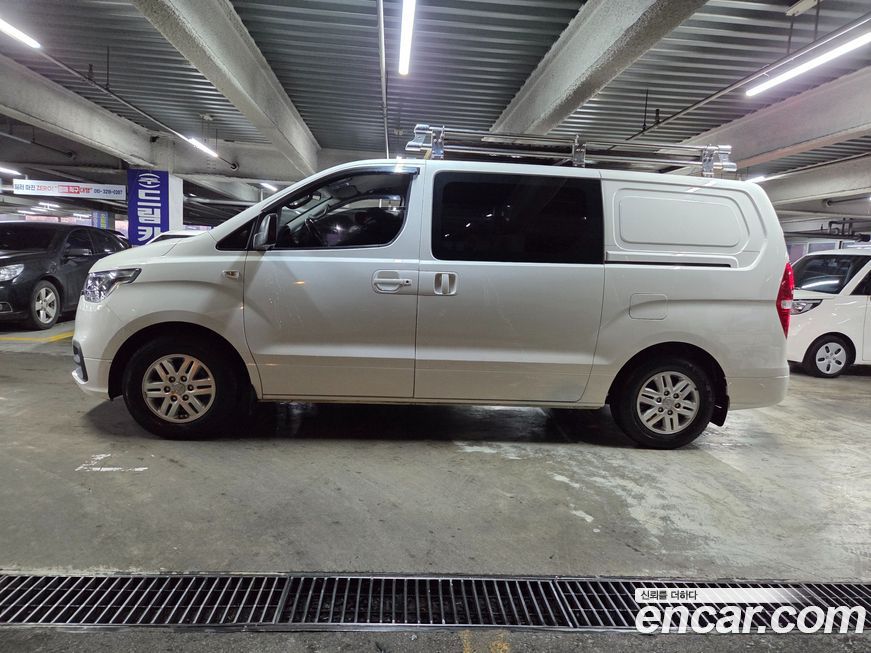 Hyundai Starex 2019