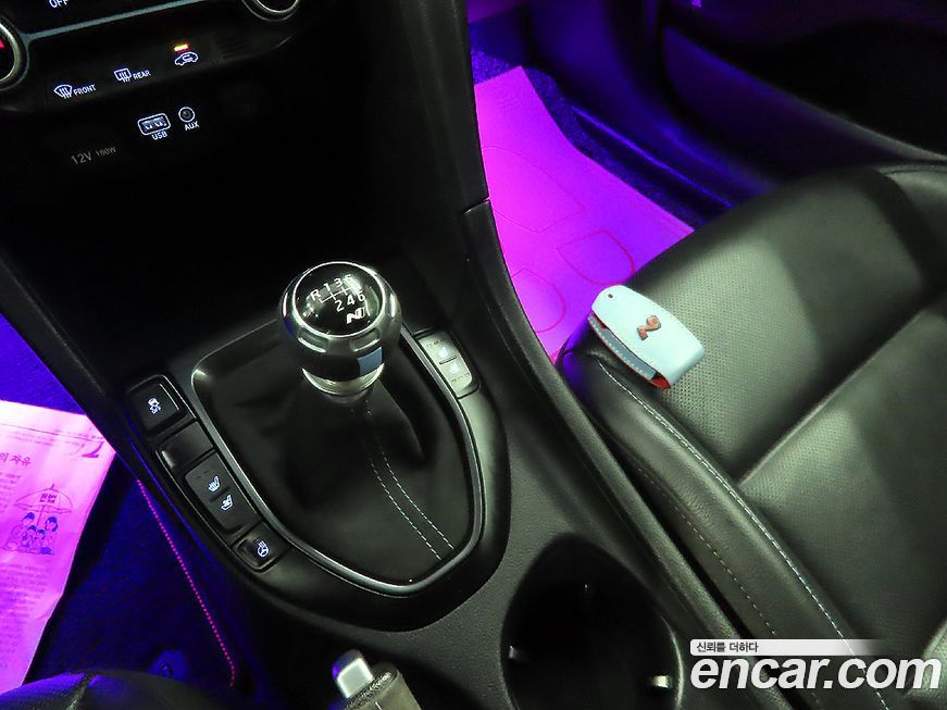 Hyundai Veloster 2020