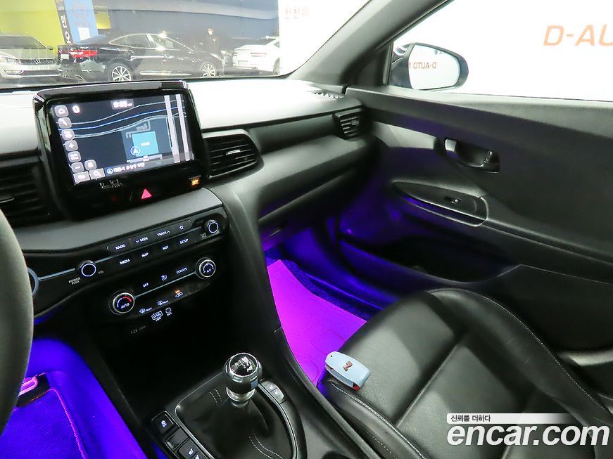 Hyundai Veloster 2020