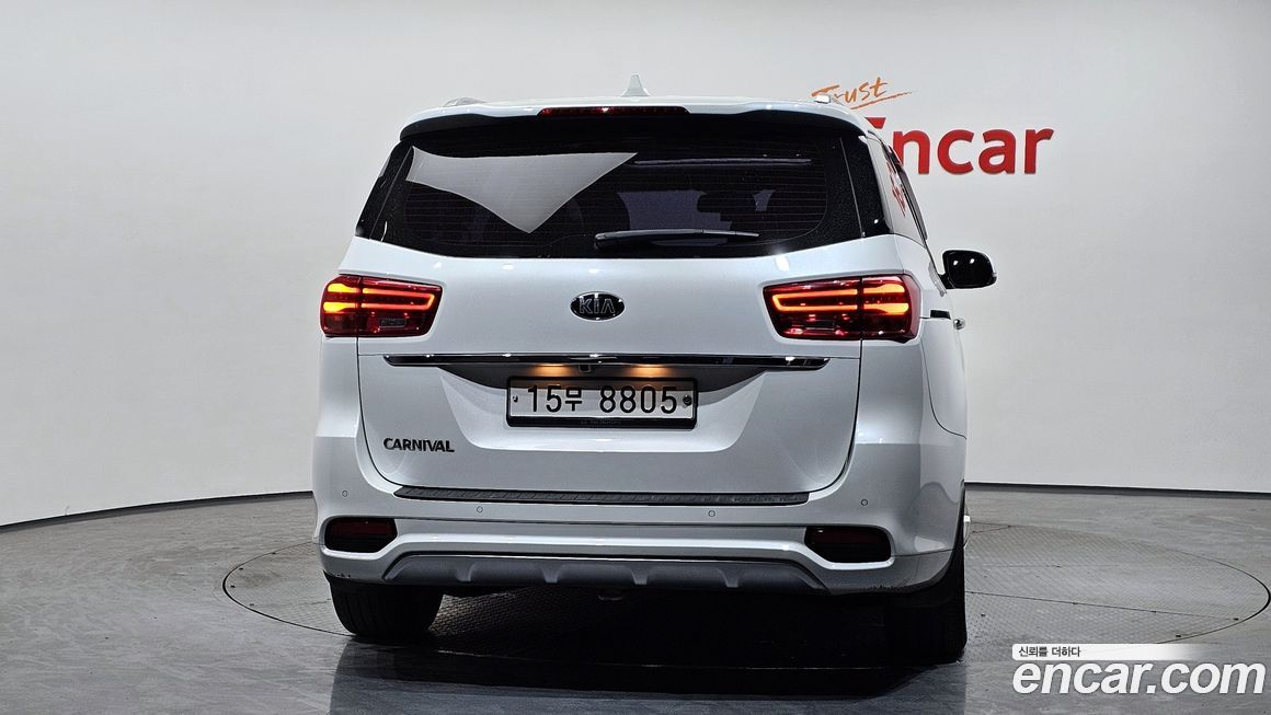 Kia Canival 2019