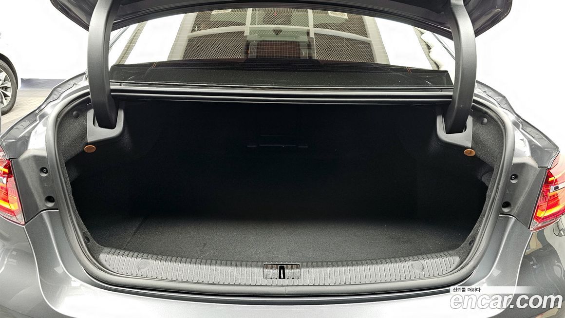 Renault-KoreaSamsung SM6 2022