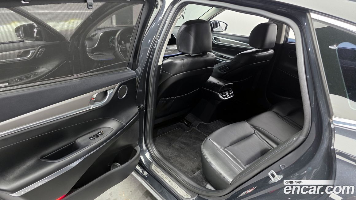 Hyundai Grandeur 2021