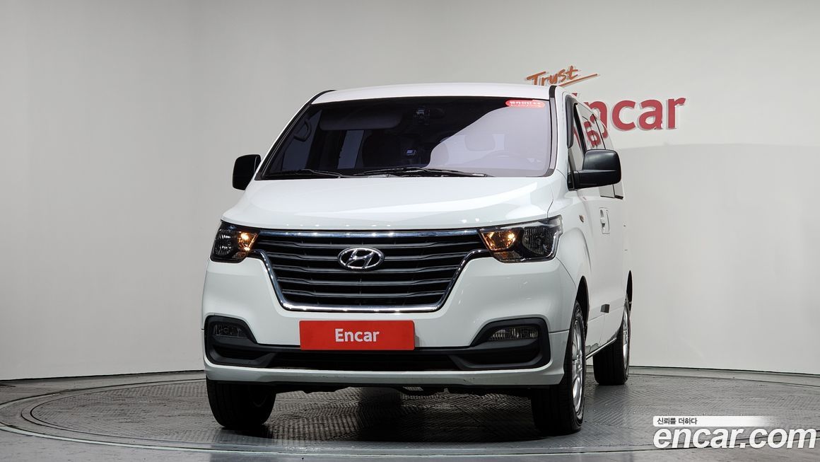 Hyundai Starex 2019
