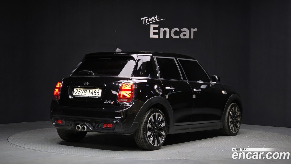Mini Cooper 2020