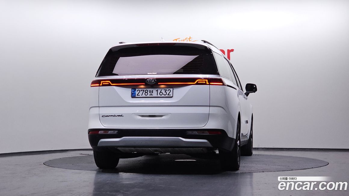 Kia Canival 2021