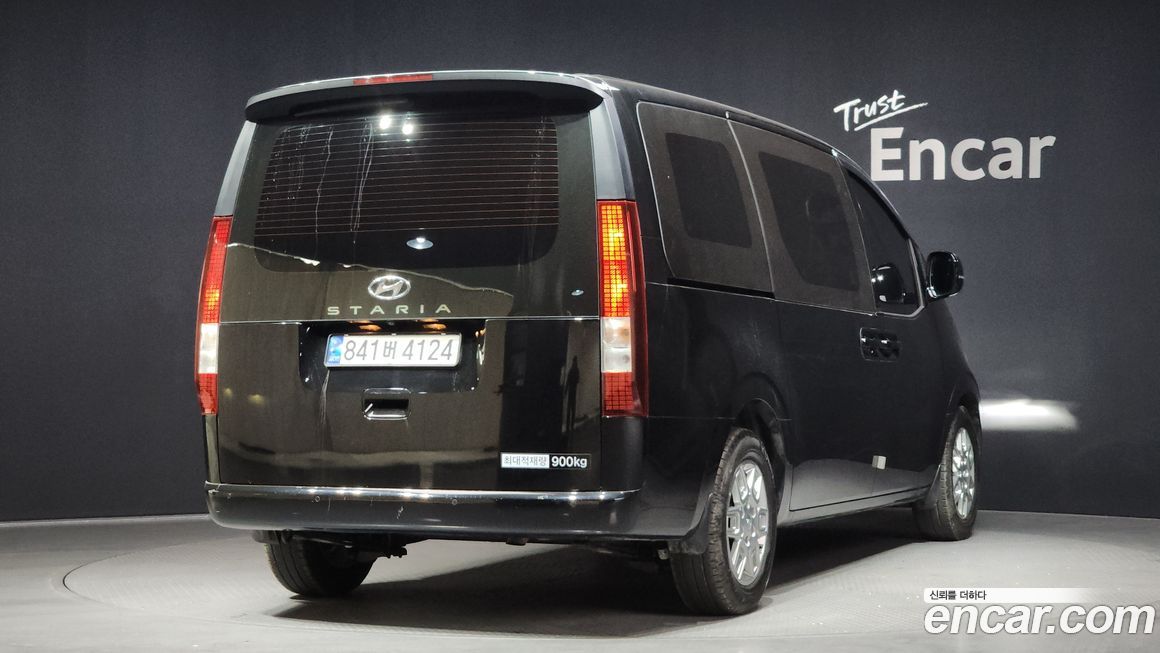 Hyundai Staria 2024