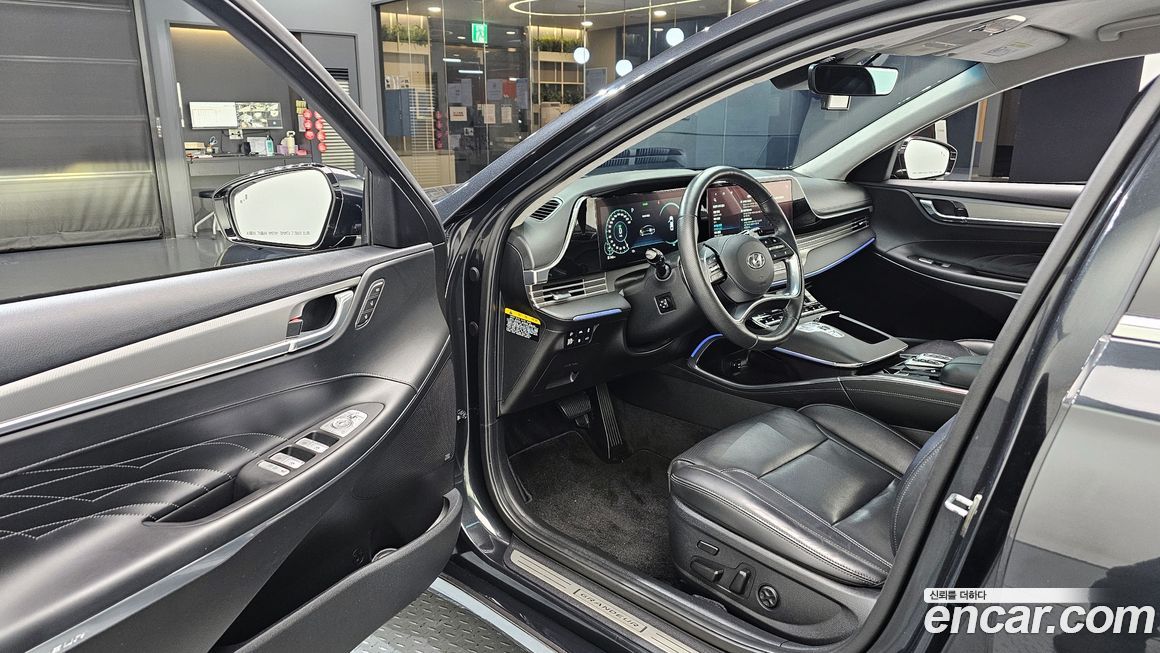 Hyundai Grandeur 2020