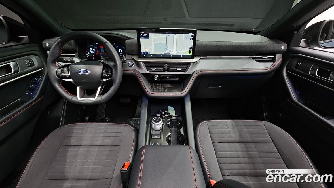 Ford Explorer 2025