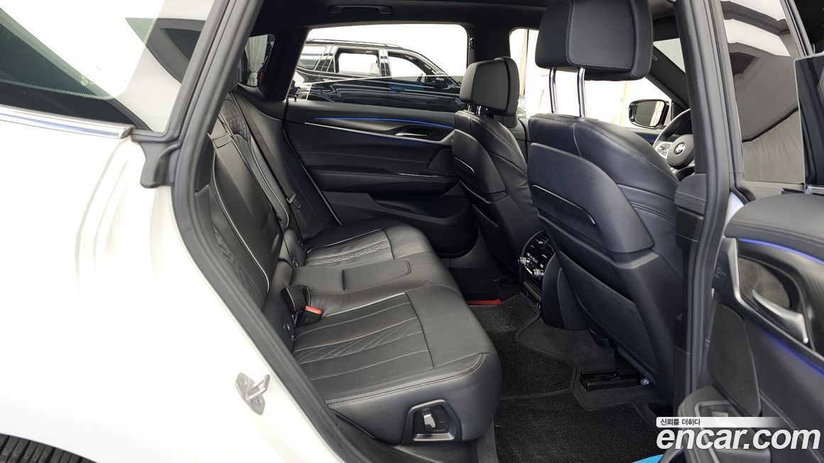 BMW Gran Turismo 2023