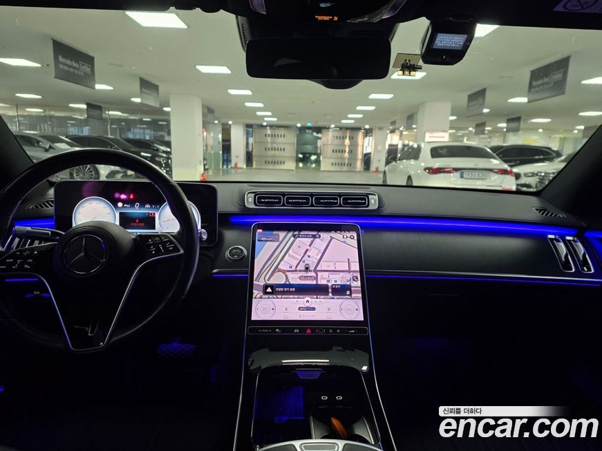 Mercedes-Benz S-Class 2021