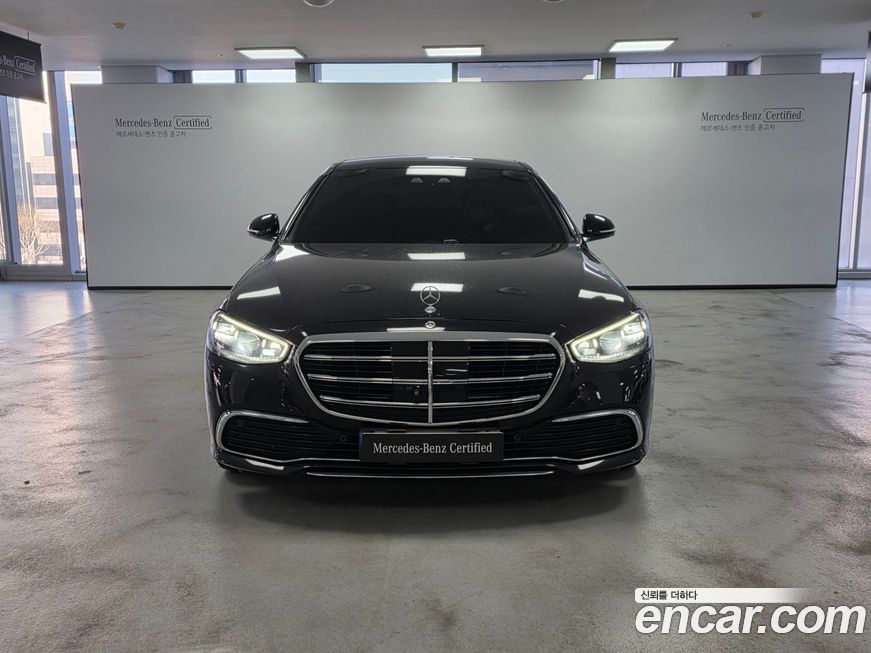 Mercedes-Benz S-Class 2021