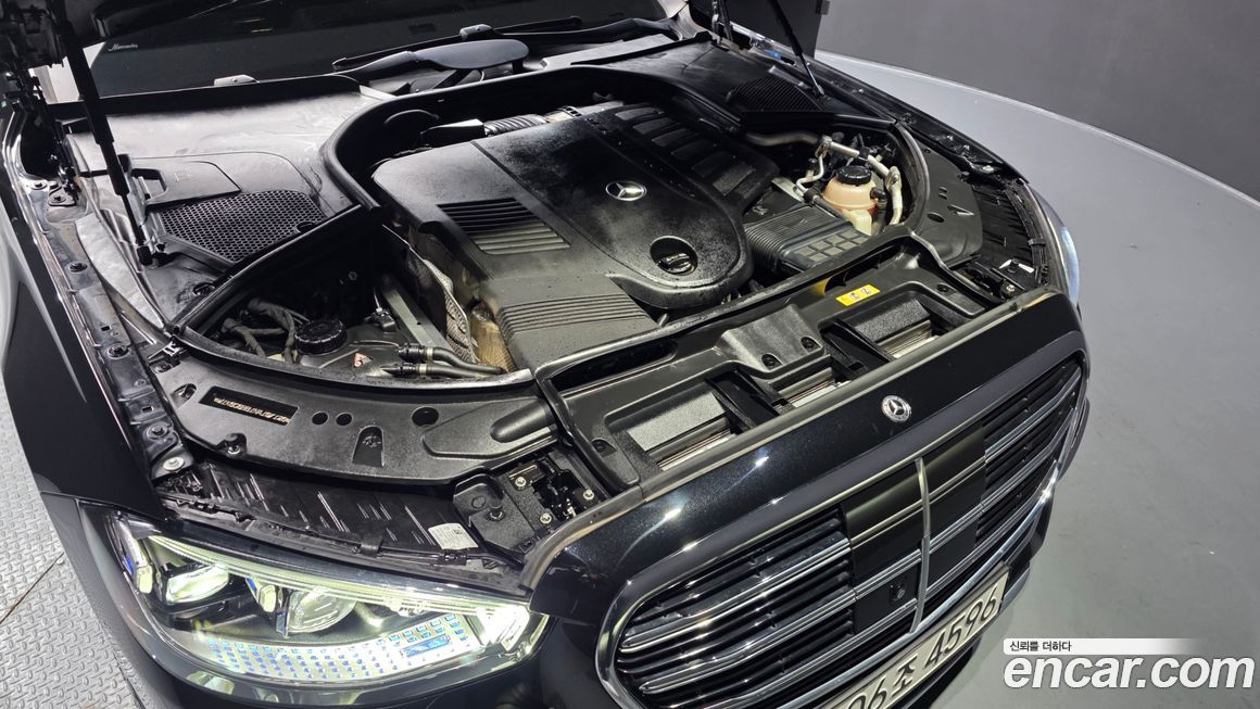 Mercedes-Benz S-Class 2022