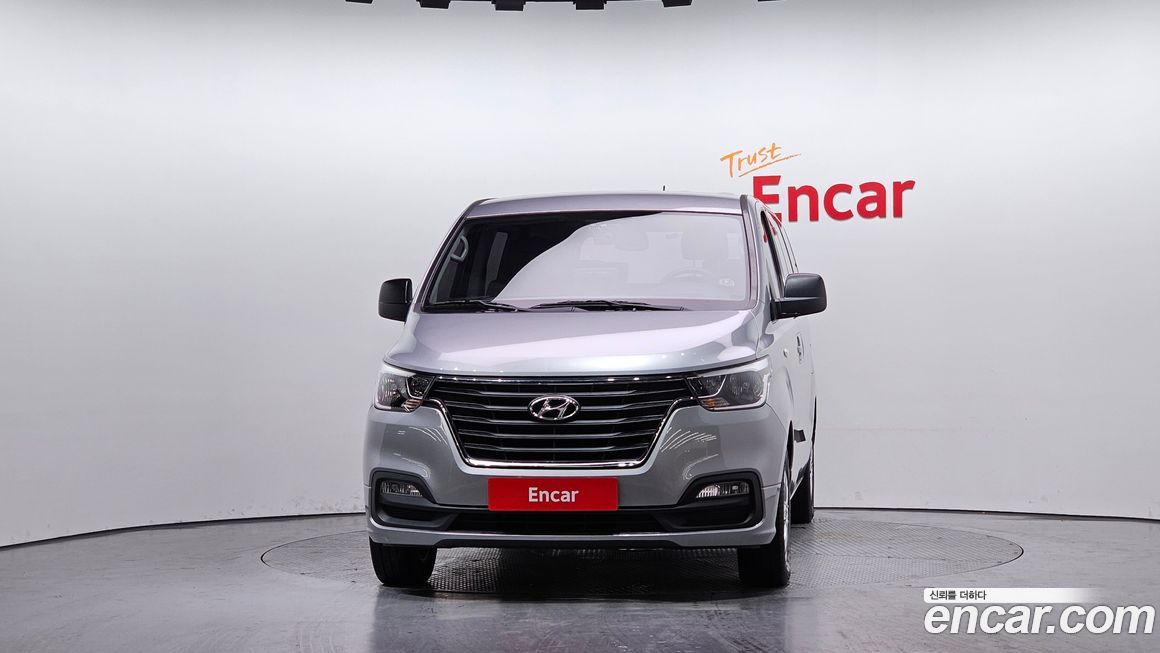 Hyundai Starex 2018