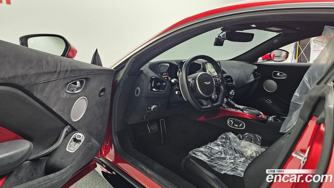 Astonmartin Vantage 2019