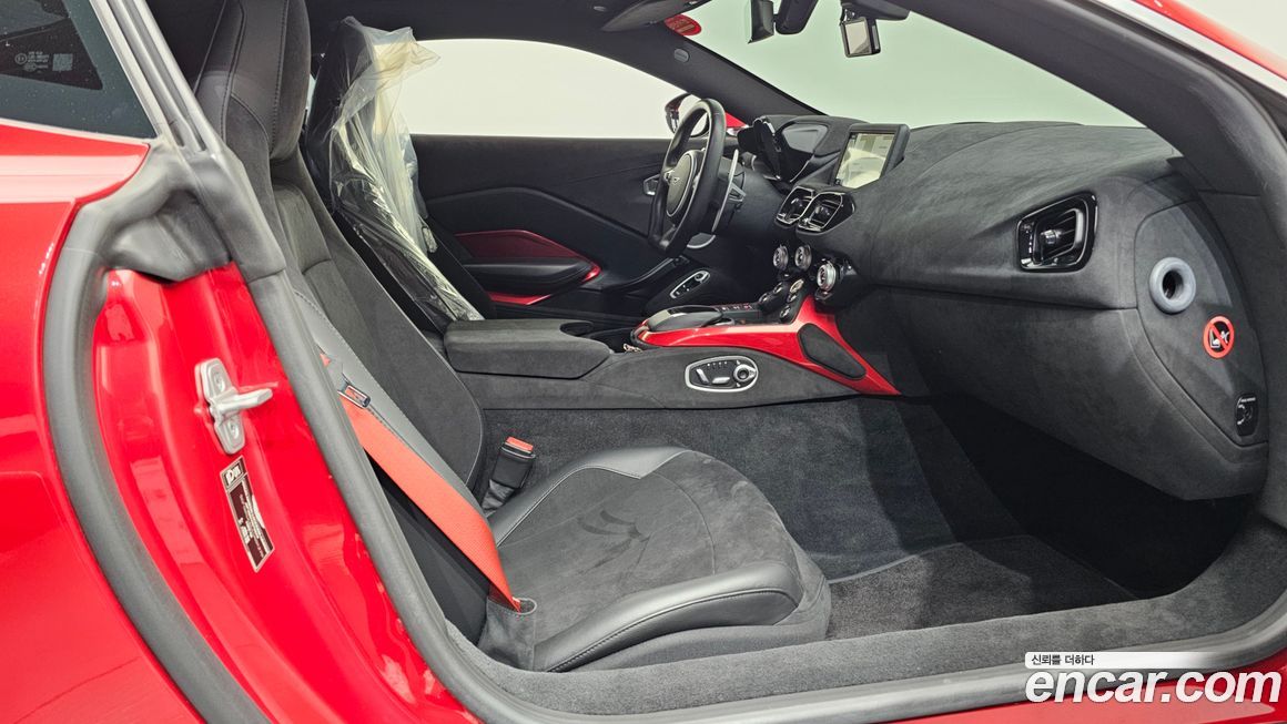 Astonmartin Vantage 2019