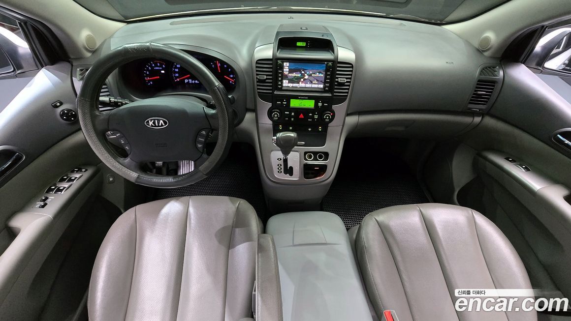 Kia Canival 2012