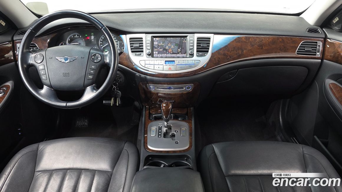 Hyundai Genesis 2010