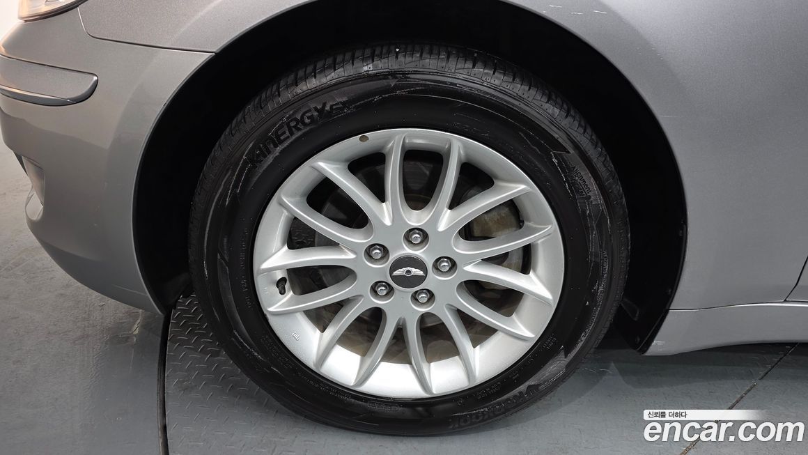 Hyundai Genesis 2010