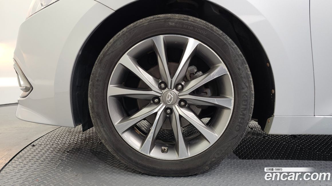 Hyundai Grandeur 2015