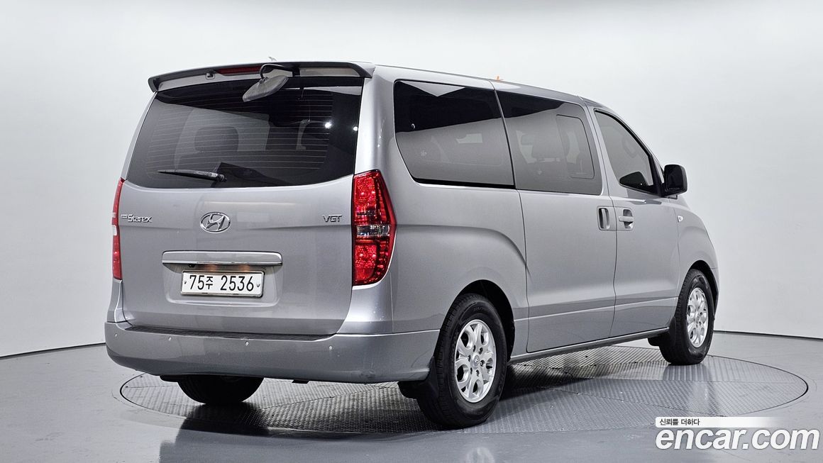 Hyundai Starex 2015