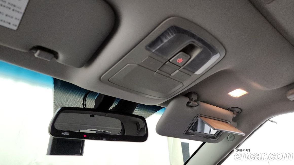 KG_Mobility_Ssangyong TIBOLI 2017