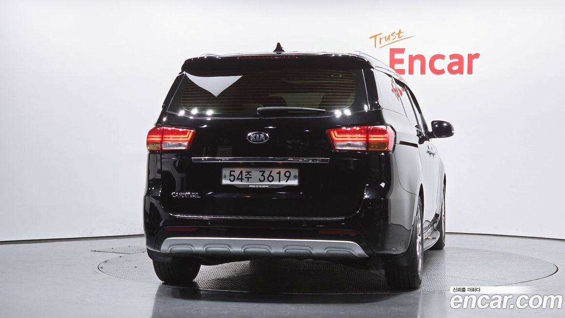 Kia Canival 2018
