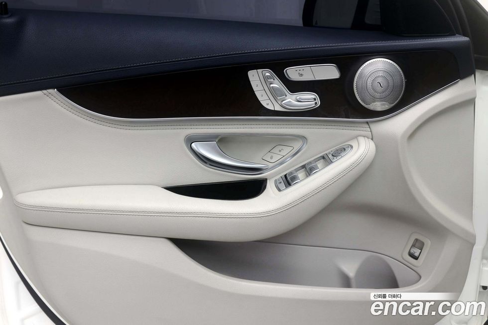 Mercedes-Benz C-Class 2015