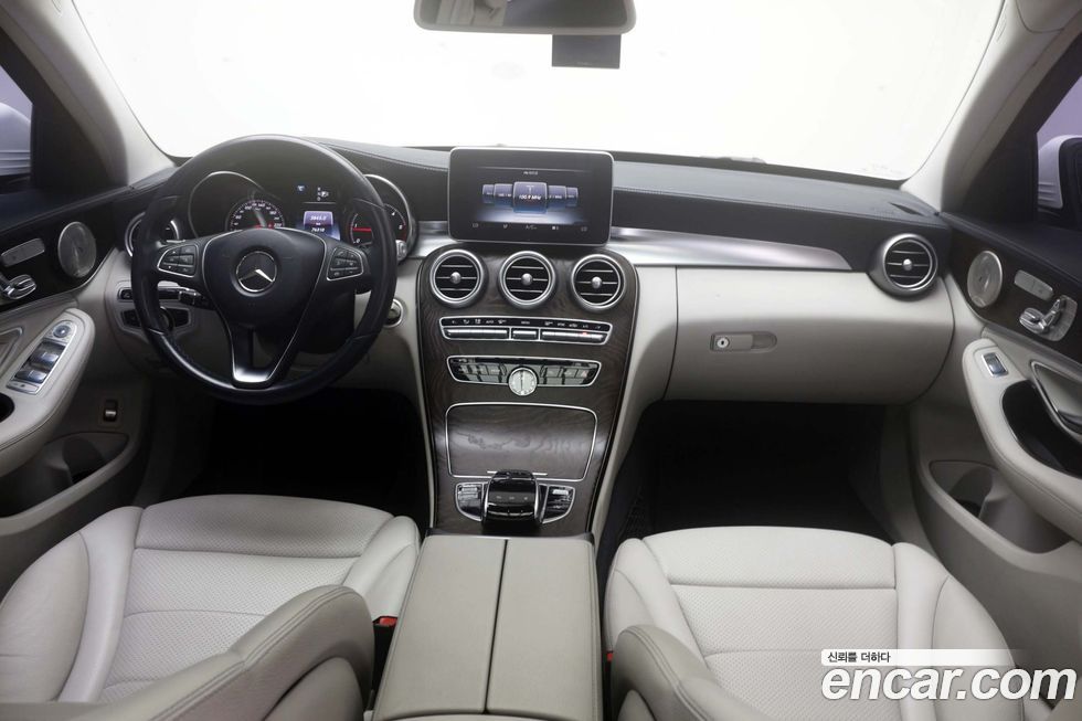 Mercedes-Benz C-Class 2015