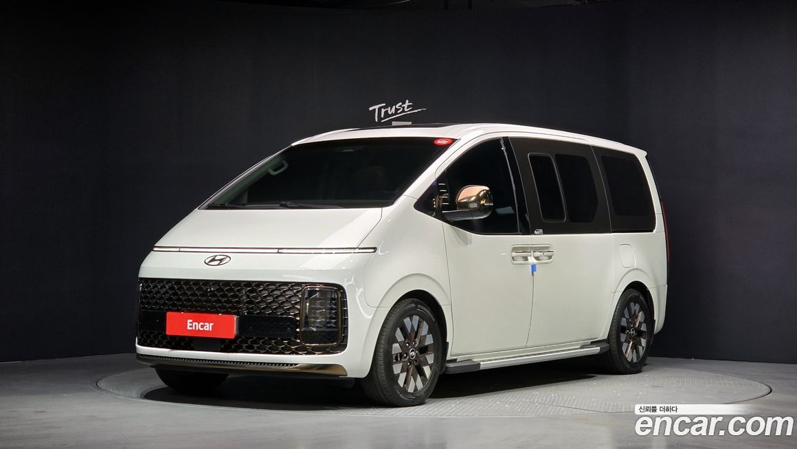 Hyundai Staria 2023