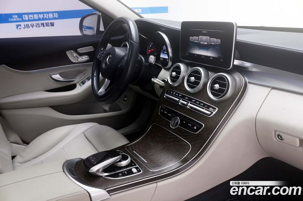 Mercedes-Benz C-Class 2015
