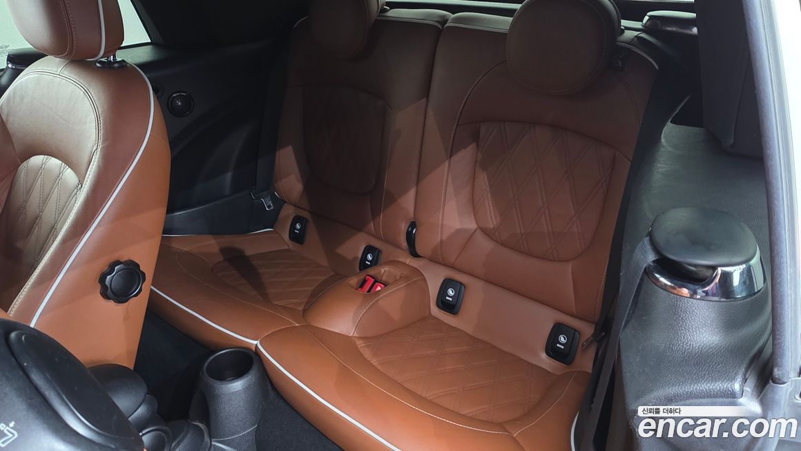 Mini Cooper Convertible 2021