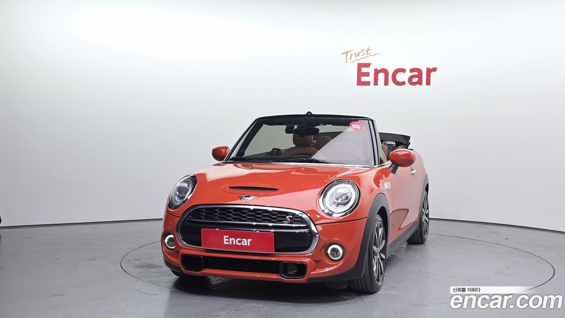 Mini Cooper Convertible 2021
