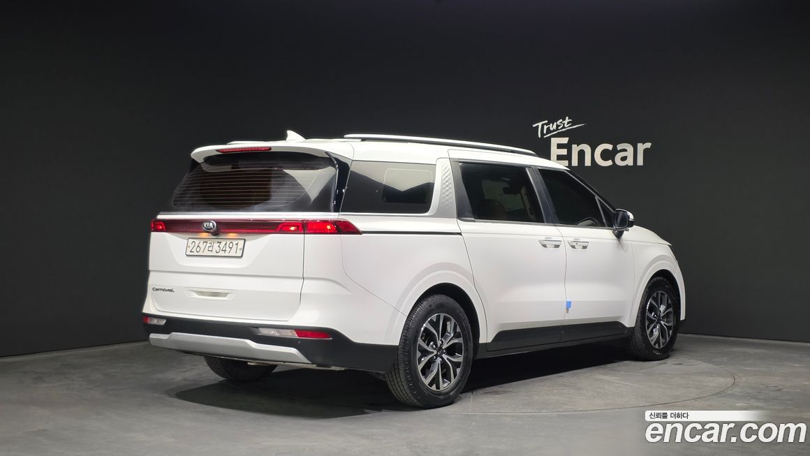 Kia Canival 2021