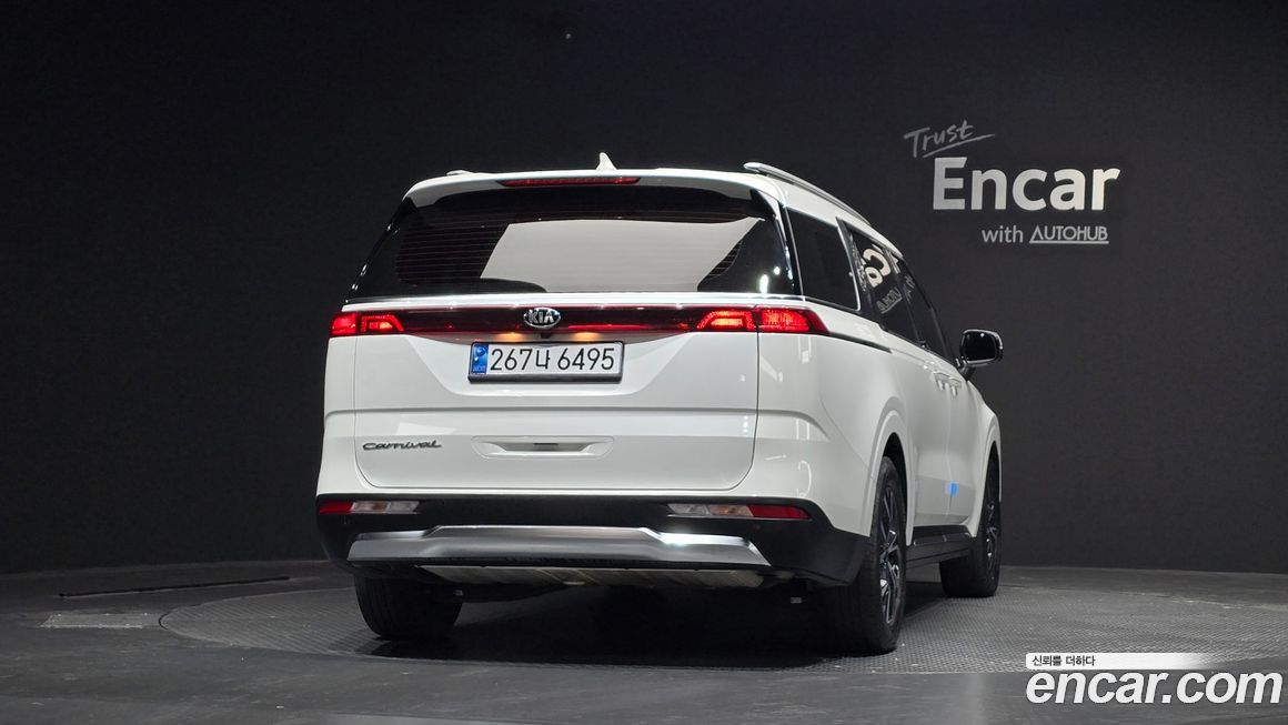 Kia Canival 2021
