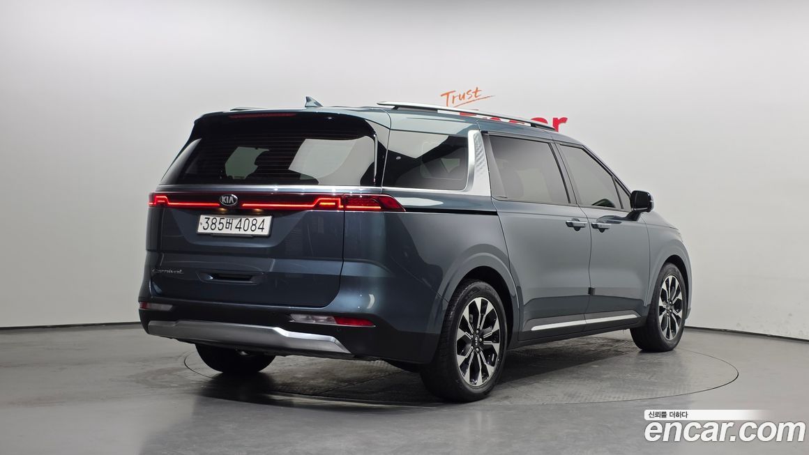Kia Canival 2021