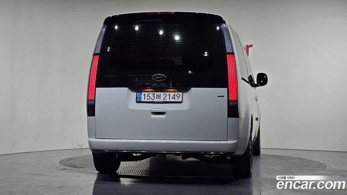 Hyundai Staria 2023