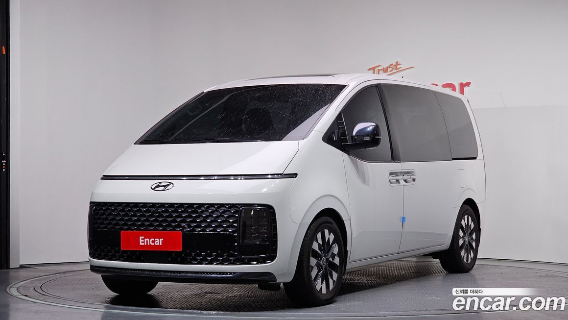 Hyundai Staria 2022