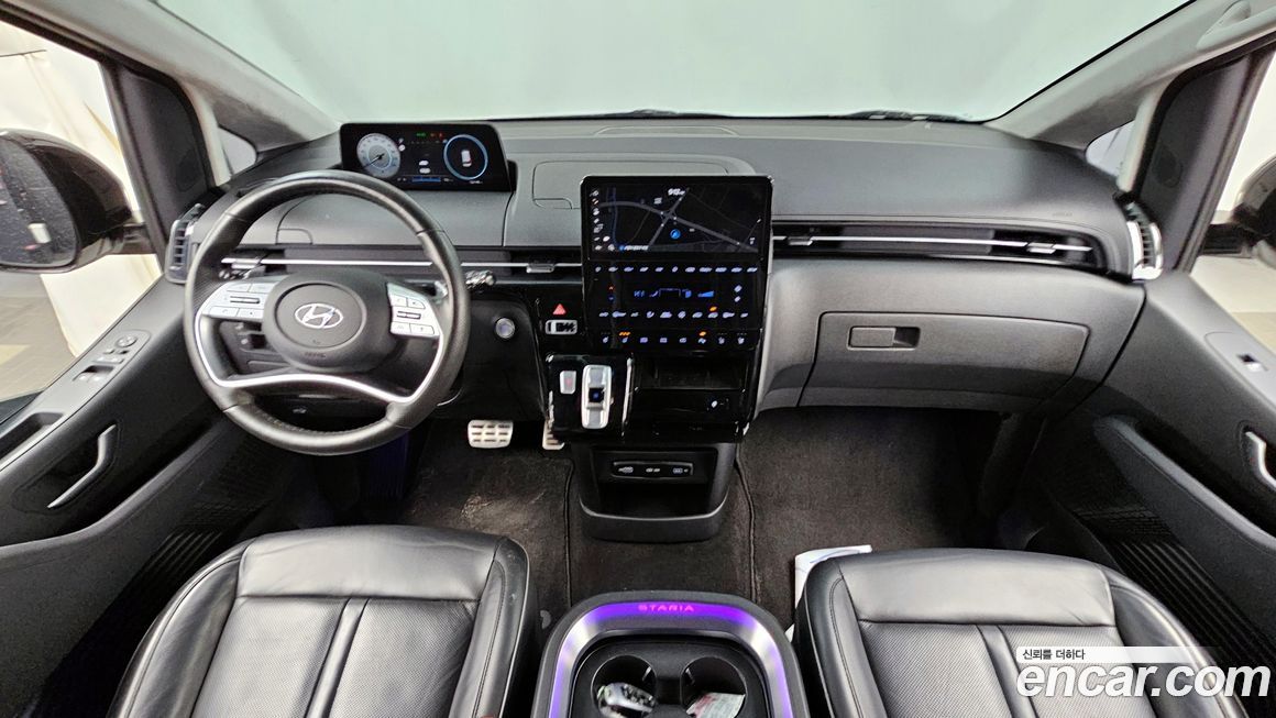 Hyundai Staria 2022
