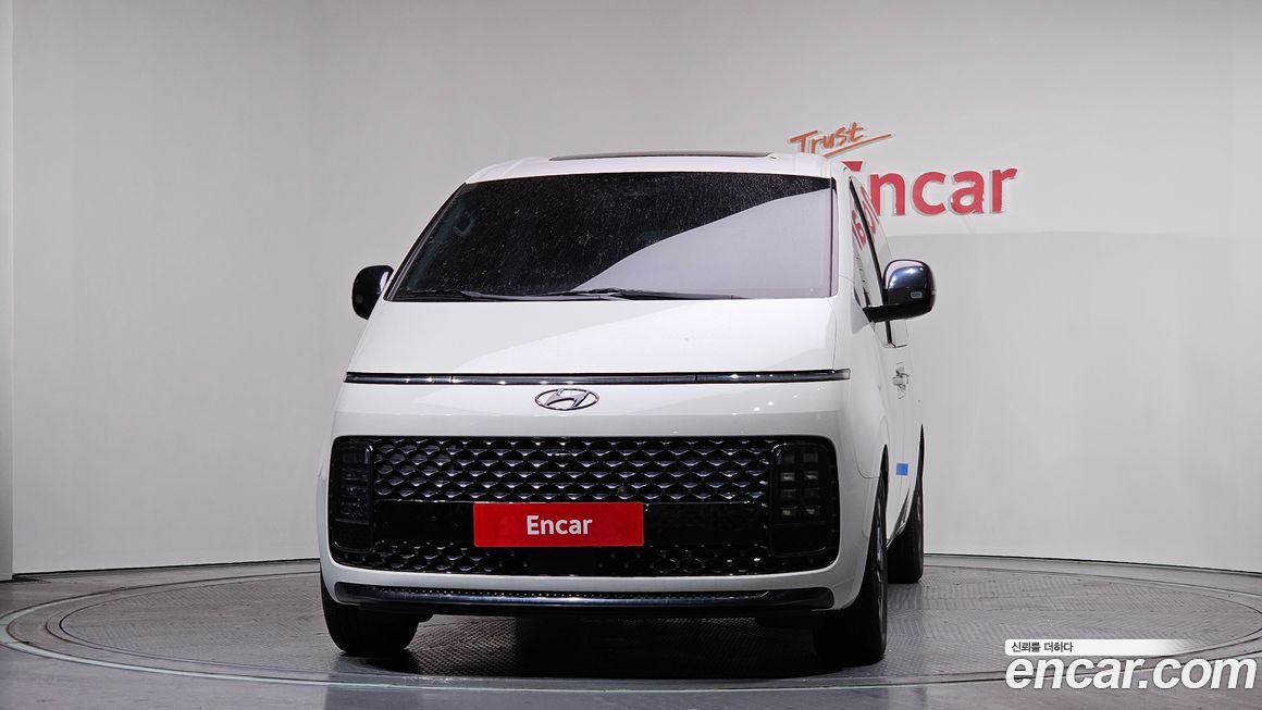 Hyundai Staria 2022
