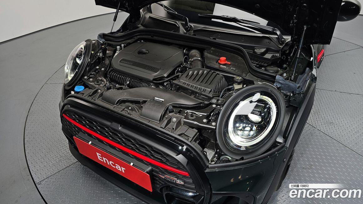 Mini Cooper Convertible 2024