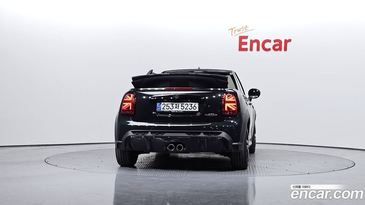 Mini Cooper Convertible 2024