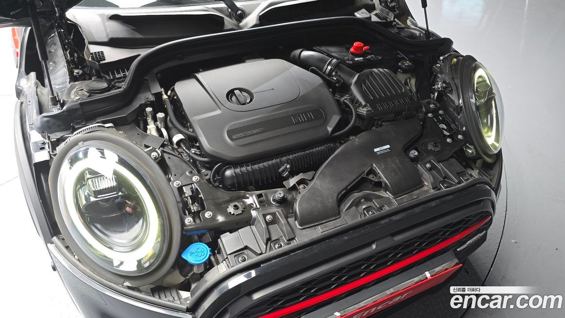 Mini Cooper Convertible 2024