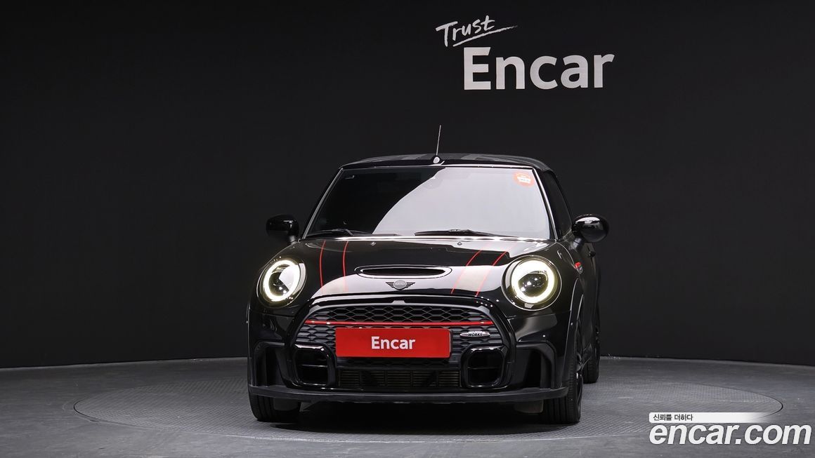 Mini Cooper Convertible 2024