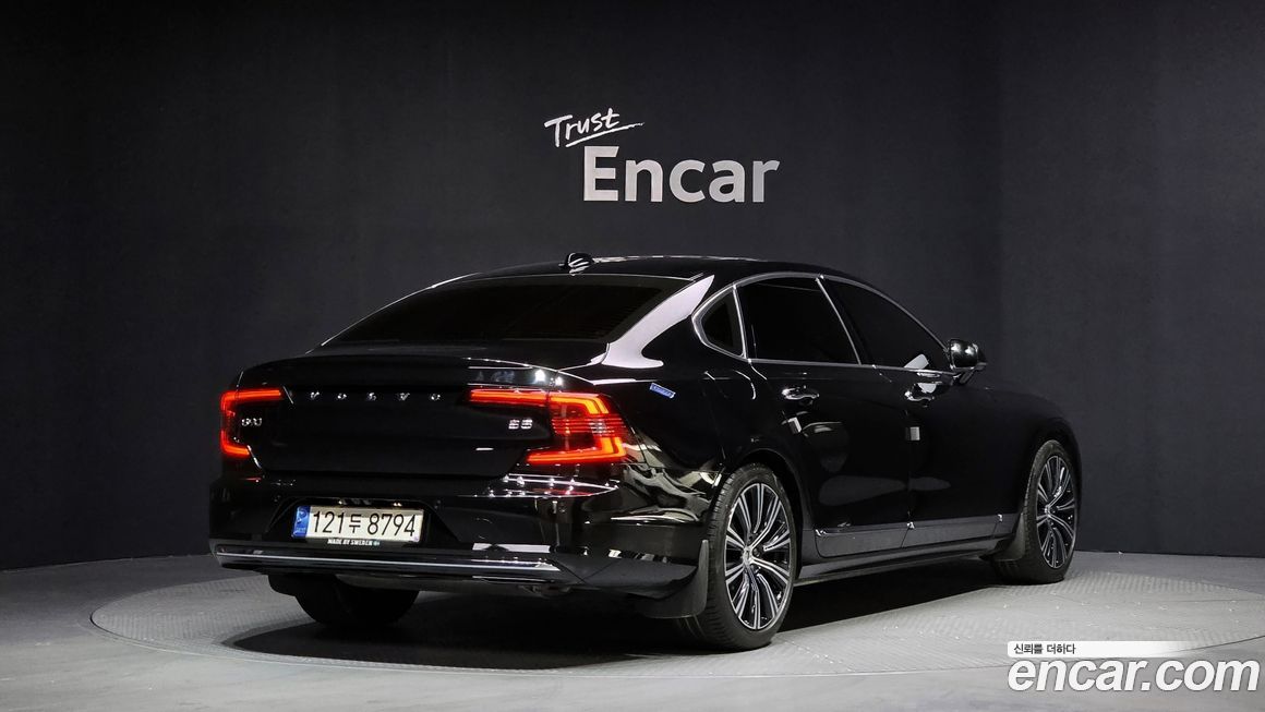 Volvo S90 2022