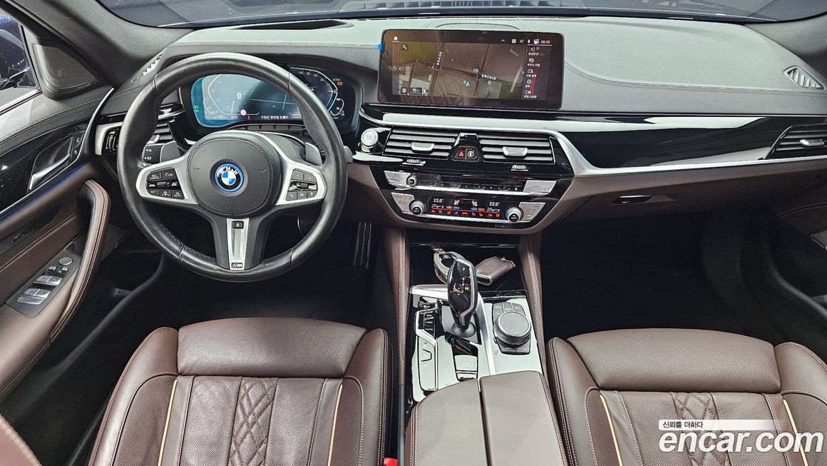 BMW 5-Series 2022