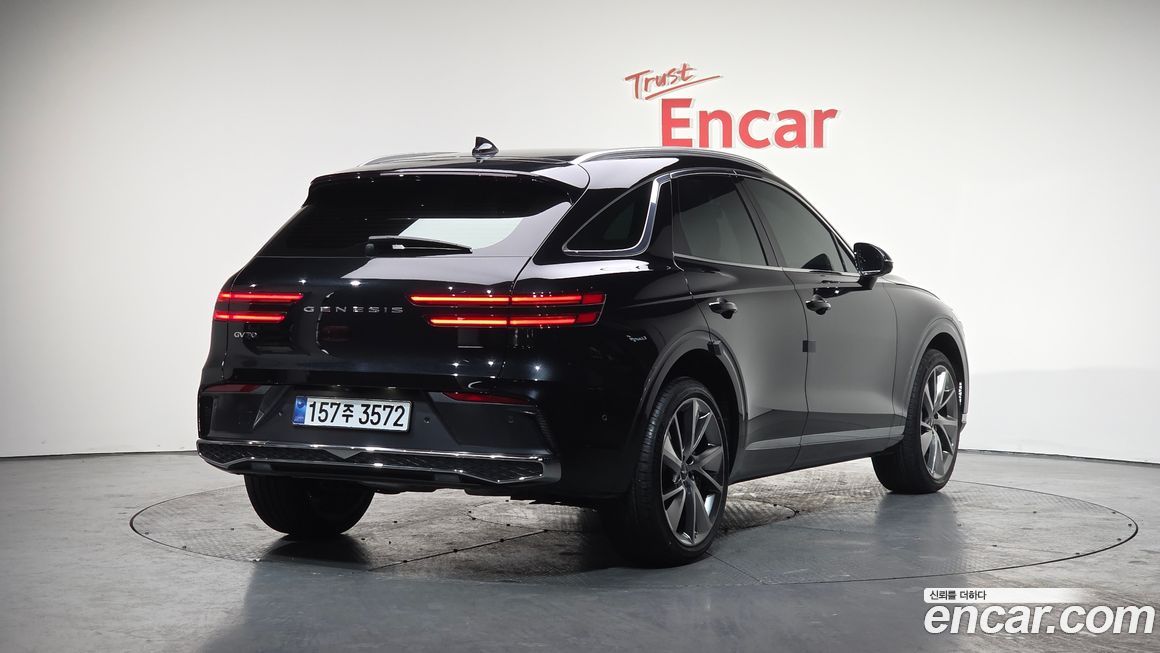 Genesis GV70 2025