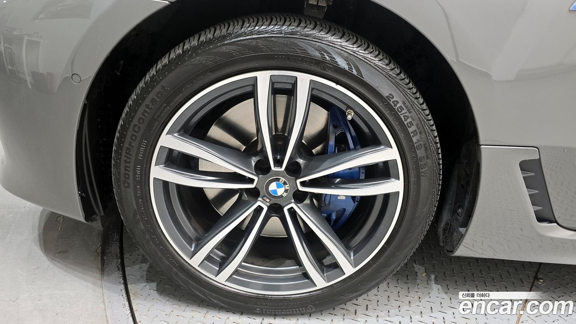 BMW Gran Turismo 2021