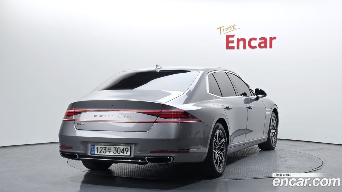 Genesis G90 2023